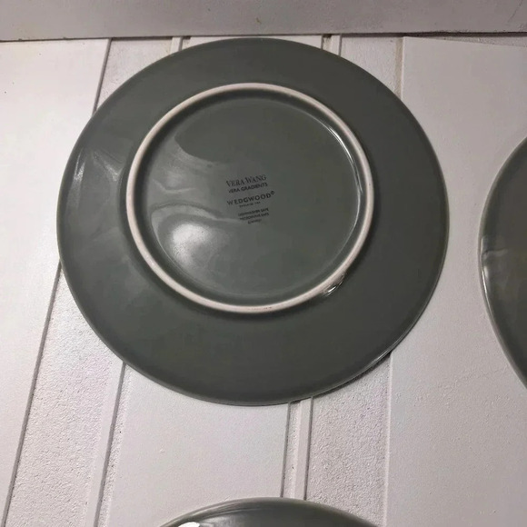 Vera Wang Vera Gradients Wedgewood England 1759 Green 4 Plates Salad/Dessert - Picture 4 of 13